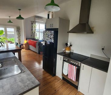 Charming, warm and private Cambridge cottage - Photo 5
