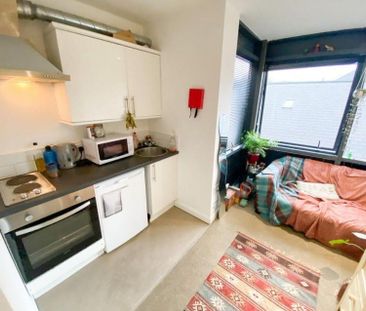 Studio to rent - Photo 4