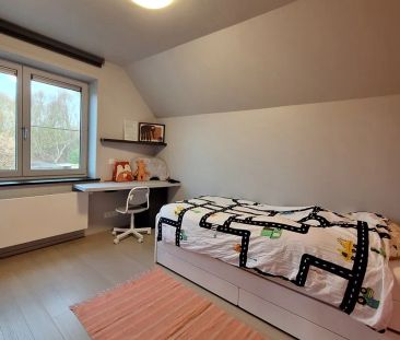 Knap gerenoveerde vrijstaande woning te Lummen - Photo 3