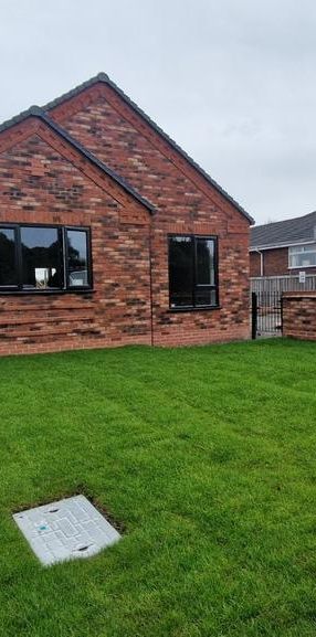 2 bedroom bungalow to rent - Photo 1