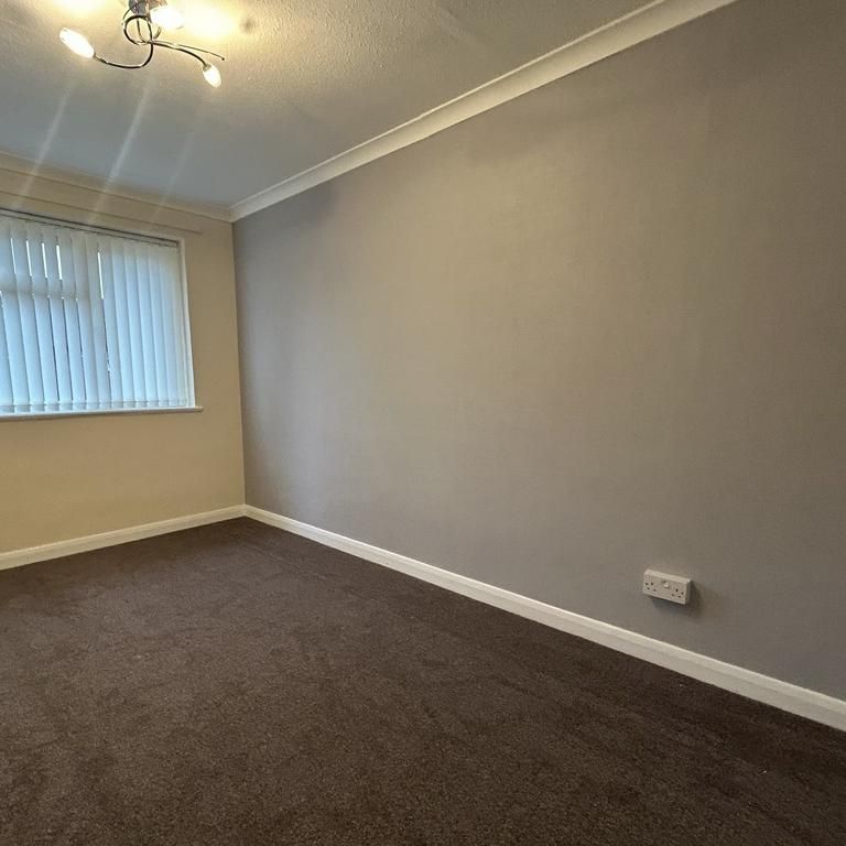 2 bedroom maisonette to rent - Photo 1
