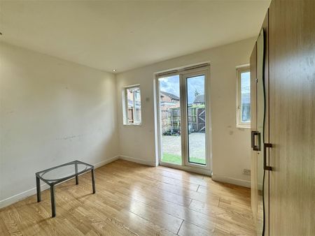 Lapponum Walk, Hayes - Photo 4