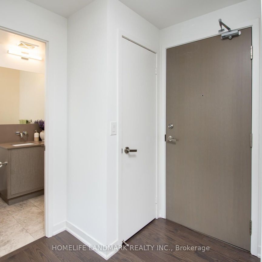 For Lease - 100 Harbour Street Unit# 5602, Toronto, Ontario - Photo 1
