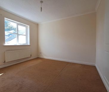 3 bedroom detached house to rent - Photo 5