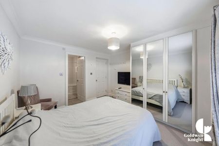 3 bedroom apartment to rent - Photo 5