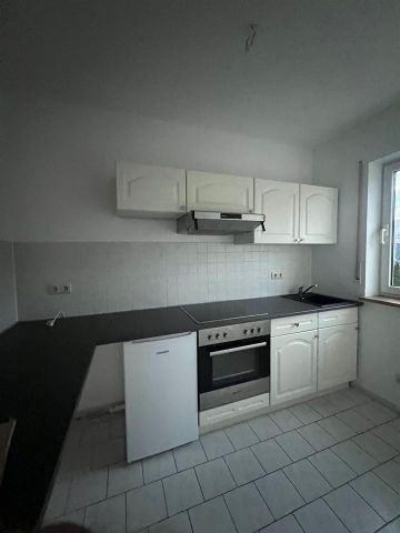 HARTENSTEIN ** 1-Raum-Whg. mit Balkon & EBK - Photo 2