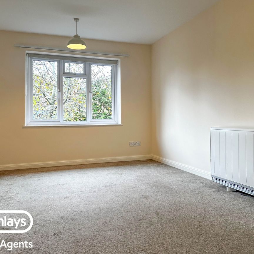 1 bedroom Flat for rent - Photo 1