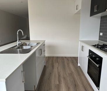 Craigieburn Rental Unit Awaits - Photo 5