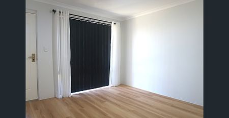 Stylish & Convenient Family Home – Available Now! - Photo 5