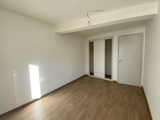 Location Maison 3 pièces 61m² CASTELNAUDARY 11400 - Photo 1