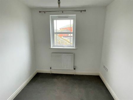 Oxford Street, Burnham-on-Sea, Somerset - Photo 3