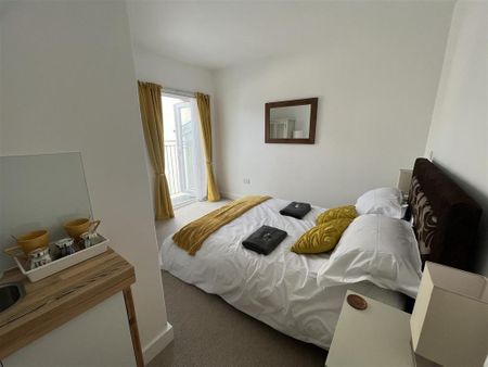 3 bedroom townhouse to rent - Photo 3