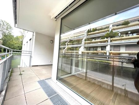 Wunderschöne Neubauwohnung mit 11m² Außenfläche + Nähe U6!! AB DEZEMBER - Foto 5