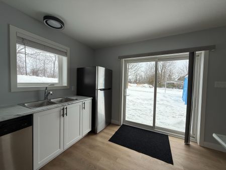 For Lease - 1382 Leighton Road Unit# Unit 3, Peterborough, Ontario - Photo 5