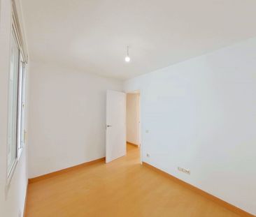 Piso de alquiler en Centro - Photo 5