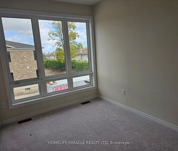 For Lease - 2074 Coppenwood Common, Burlington, Ontario - Photo 2