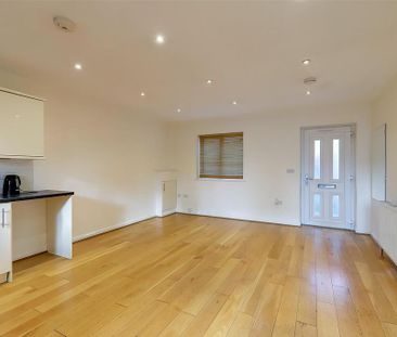 1 bedroom detached bungalow to rent - Photo 1