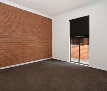1/4 Dorrigo Drive, Worongary QLD, Belconnen - Photo 2