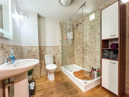2 bed lower flat to rent in NE8 - Photo 5
