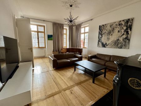 À LOUER ! Magnifique appartement meublé 5 pièces, avec vue sur l'Ill et belles prestations - Photo 2