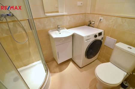 Pronájem bytu 1+kk v osobním vlastnictví 35 m², Praha 4 - Michle - Photo 4