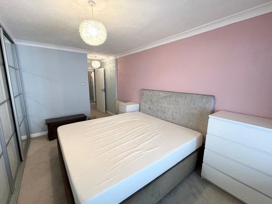 Manor Road, East Cliff - Photo 1