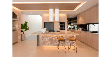 Architectural Luxury in a Prime Beachside Location - Photo 5