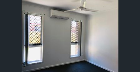 1 Bedroom Dualocc. property with HUGE Yard - Photo 5