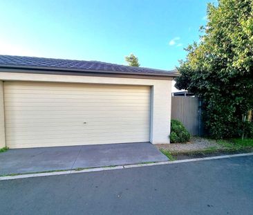 Perfectly Located Family Home Available Now! - Photo 3