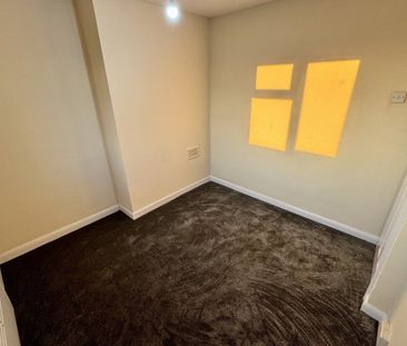 Lloyds Road - Photo 3