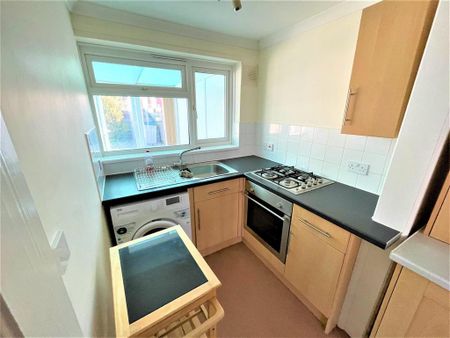 1 bedroom bungalow to rent - Photo 2