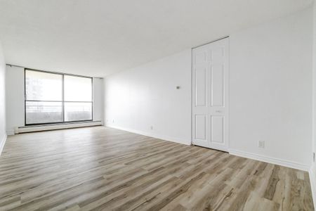 For Lease - 515 ST LAURENT Boulevard Unit# 812, Manor Park - Cardinal Glen and Area, Ontario - Photo 4