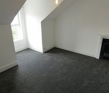 5 bed Terraced - To Let - Photo 1