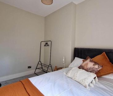 Room 1, 33 Clifton Drive, Belfast, BT14 6LG - Photo 3
