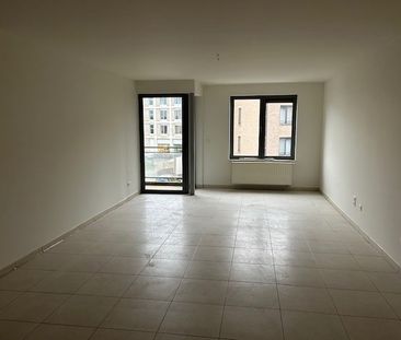 Appartement gelegen in het centrum met terras - Photo 4