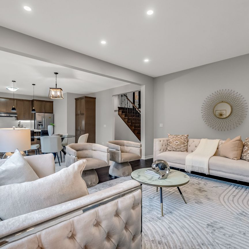 For Lease - 40 Britannia Avenue, Oshawa, Ontario - Photo 1