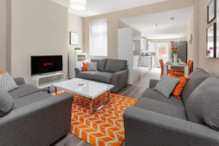 Kensington, Liverpool. - Photo 2