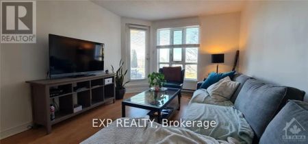 UNIT 105 - 550 CAMBRIDGE STREET - Photo 3