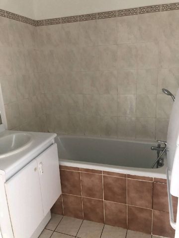 Location Appartement 3 pièces 52m² MEAUX 77100 - Photo 4