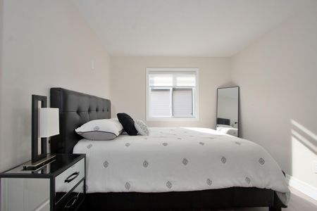 For Lease - 2136 Saddlerock Avenue, London North, Ontario - Photo 2