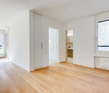 Beautiful ground floor apartment with seating area and sun blinds - Photo 4