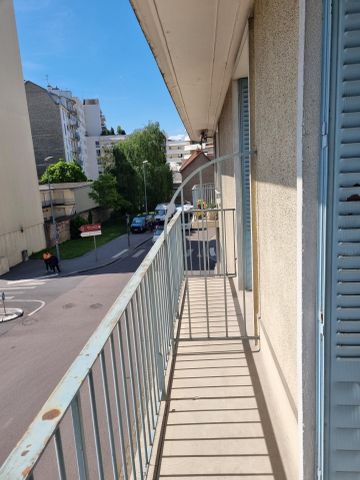 Location Appartement 3 pièces 63m² CHALON SUR SAONE 71100 - Photo 4