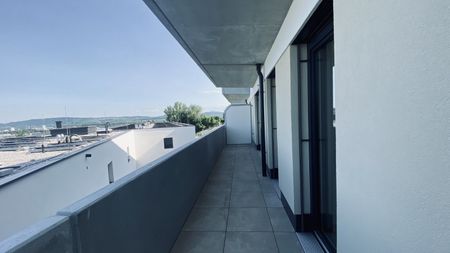 Geräumige Erstbezugswohnung in Krems: 3 Zimmer, Balkon, Fußbodenheizung, Top-Ausstattung! - Photo 3