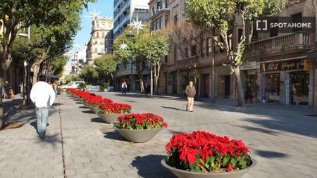 3 room luxury Apartment for rent in Palma de Mallorca, Balearic Islands - Photo 2