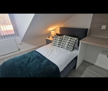 Room in a Shared Flat, Ladypool Road, B12 - Photo 2