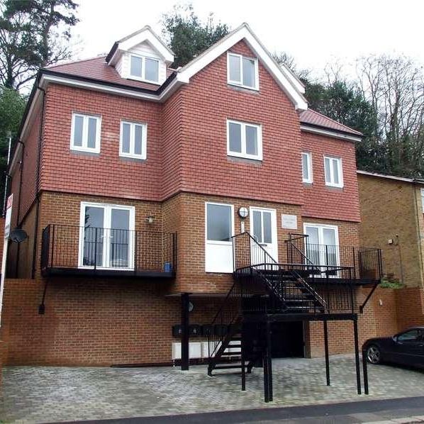 Garlands Road, Redhill, Surrey, RH1 - Photo 1