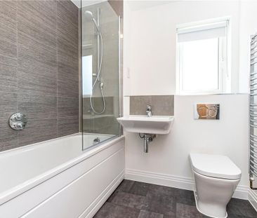 3 bedroom semi-detached house to rent - Photo 6