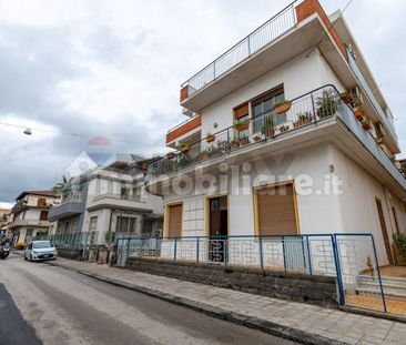 Appartamento via Francesco Crispi 31, Centro, Aci Castello - Photo 3