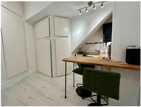 Studio to rent - Photo 3