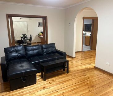 Endeavour Hills - Photo 1